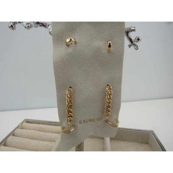 NEW WITH TAGS EXPRESS SET OF 5 SHINY GOLD EARRING SET - Picture 3 of 4